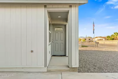 2063 Catalina Dr, Bullhead City, AZ 86442 - Photo 5