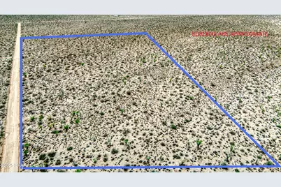 3607 S Kit Carson Rd, Yucca, AZ 86438 - Photo 5