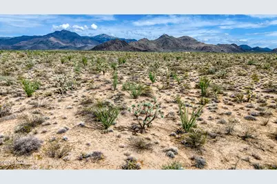 3607 S Kit Carson Rd, Yucca, AZ 86438 - Photo 3