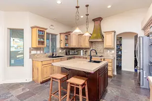 1210 Crater Ct, Lake Havasu City, AZ 86404 - Photo 9