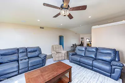 1210 Crater Ct, Lake Havasu City, AZ 86404 - Photo 7