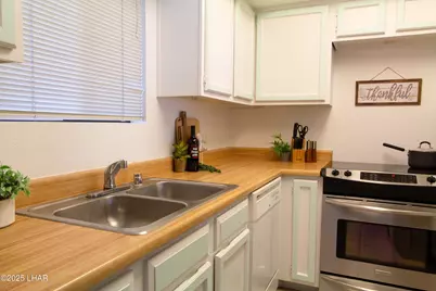 471 Lake Havasu Ave N #B, Lake Havasu City, AZ 86403 - Photo 7