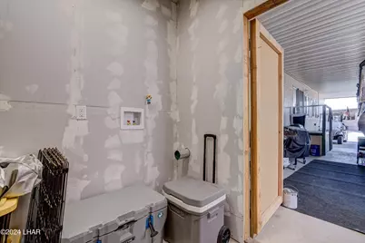 601 Beachcomber Blvd #490, Lake Havasu City, AZ 86403 - Photo 27