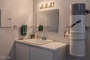 2121 Magnolia Dr, Lake Havasu City, AZ 86403 - Photo 13