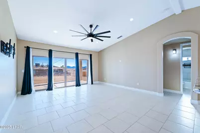 3276 Dolphin Dr, Lake Havasu City, AZ 86406 - Photo 5
