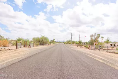 25388 Pendleton Way, Bouse, AZ 85325 - Photo 81