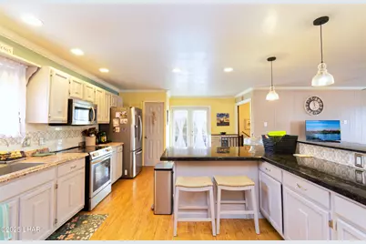 25388 Pendleton Way, Bouse, AZ 85325 - Photo 13