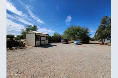 25388 Pendleton Way, Bouse, AZ 85325 - Photo 79