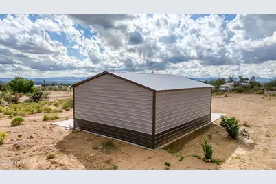 3870 N Bouse Rd, Golden Valley, AZ 86413 - Photo 5