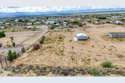 3870 N Bouse Rd, Golden Valley, AZ 86413 - Photo 17