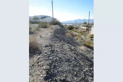 1361 Tamarack Dr, Lake Havasu City, AZ 86404 - Photo 15