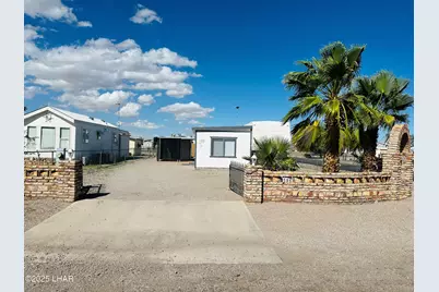 598 W Desert Dr, Quartzsite, AZ 85346 - Photo 19