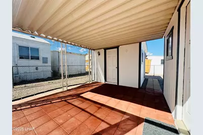 598 W Desert Dr, Quartzsite, AZ 85346 - Photo 17