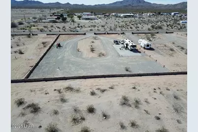 67890 Palm Dr, Salome, AZ 85348 - Photo 3