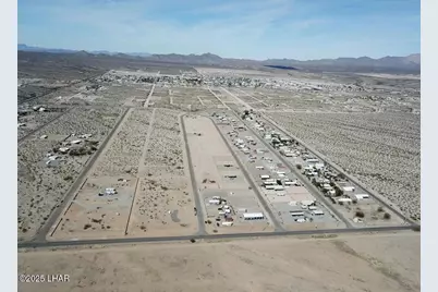 67890 Palm Dr, Salome, AZ 85348 - Photo 1