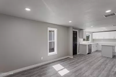 2090 San Juan Dr, Lake Havasu City, AZ 86403 - Photo 17