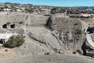 3210 Crestview Dr, Lake Havasu City, AZ 86404 - Photo 1