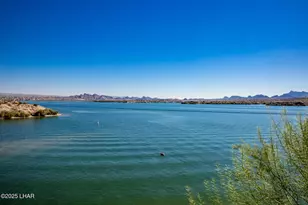 555 Beachcomer, Lake Havasu City, AZ 86403 - Photo 57