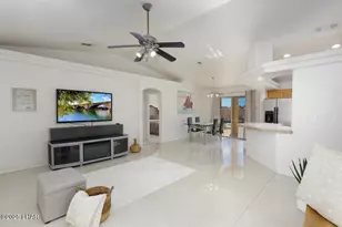 2572 Sunkentree Dr, Lake Havasu City, AZ 86403 - Photo 5