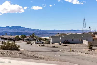 3232 Sheik Dr, Lake Havasu City, AZ 86404 - Photo 35