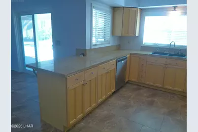 2932 Saratoga Ave, Lake Havasu City, AZ 86406 - Photo 11