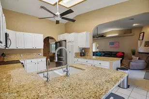 917 Paso Dr, Lake Havasu City, AZ 86406 - Photo 9