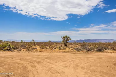 14176 S Nash Rd, Yucca, AZ 86438 - Photo 33