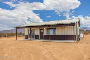 14176 S Nash Rd, Yucca, AZ 86438 - Photo 1