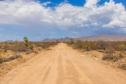 14176 S Nash Rd, Yucca, AZ 86438 - Photo 35