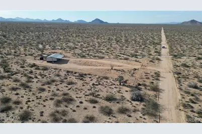 14176 S Nash Rd, Yucca, AZ 86438 - Photo 41