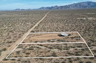 14176 S Nash Rd, Yucca, AZ 86438 - Photo 5