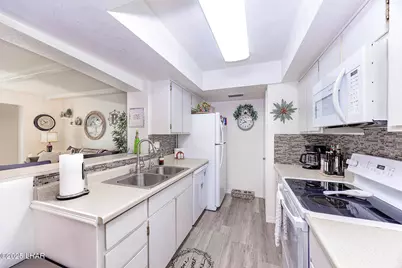 1958 Montana Vista #D, Lake Havasu City, AZ 86403 - Photo 9