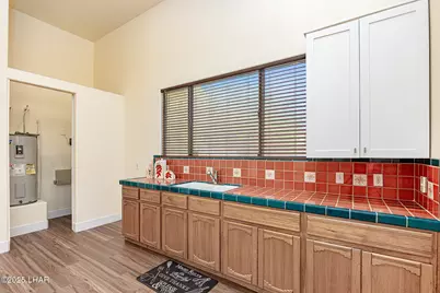 1936 Martinique Dr, Lake Havasu City, AZ 86406 - Photo 15