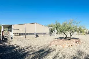230 N Sunset Ln, Quartzsite, AZ 85346 - Photo 3