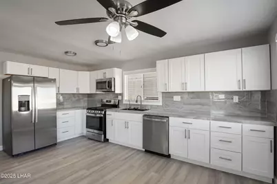 2520 Honeybear Dr, Lake Havasu City, AZ 86404 - Photo 9