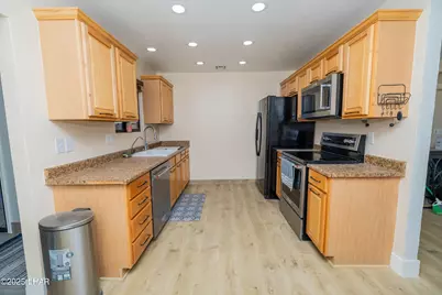 809 S Navajo Ave, Parker, AZ 85344 - Photo 11