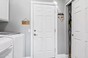 2236 Mountainside Dr, Bullhead City, AZ 86442 - Photo 33