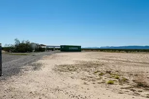 49186 Bald Eagle Trl, Bouse, AZ 85325 - Photo 1