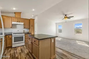 3534 N Eloy Rd, Golden Valley, AZ 86413 - Photo 17