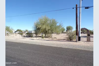 25569 Ochoco Way, Bouse, AZ 85325 - Photo 3