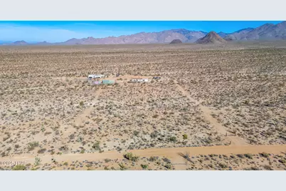 3245 E Flattop Dr, Yucca, AZ 86438 - Photo 57