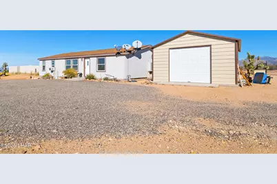 3245 E Flattop Dr, Yucca, AZ 86438 - Photo 7