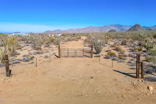 3245 E Flattop Dr, Yucca, AZ 86438 - Photo 55