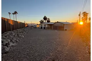 2789 Honeybear Dr, Lake Havasu City, AZ 86404 - Photo 3