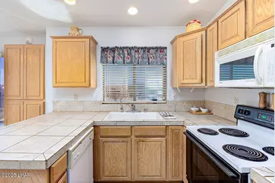 2475 Atlantic Dr, Lake Havasu City, AZ 86404 - Photo 11