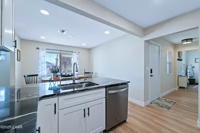 3781 Beachview Dr, Lake Havasu City, AZ 86406 - Photo 21