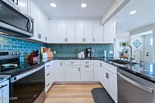 3781 Beachview Dr, Lake Havasu City, AZ 86406 - Photo 13