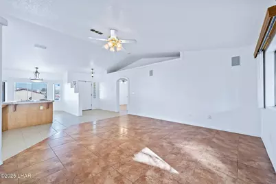 2290 Interlake Dr, Lake Havasu City, AZ 86404 - Photo 13