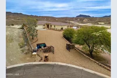 10790 Fenton Dr, Parker, AZ 85344 - Photo 3