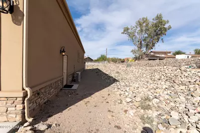 1024 Fathom Dr, Lake Havasu City, AZ 86404 - Photo 17